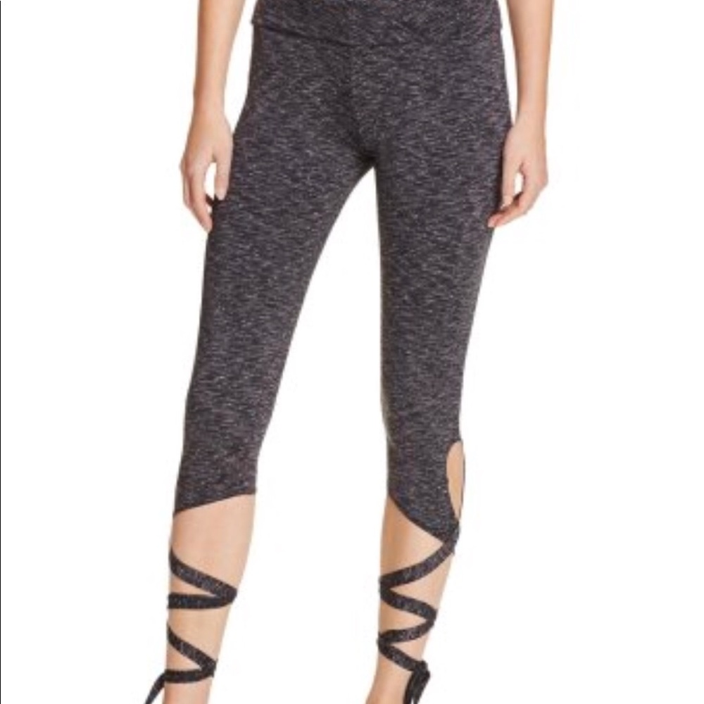 Onzie ballerina capris